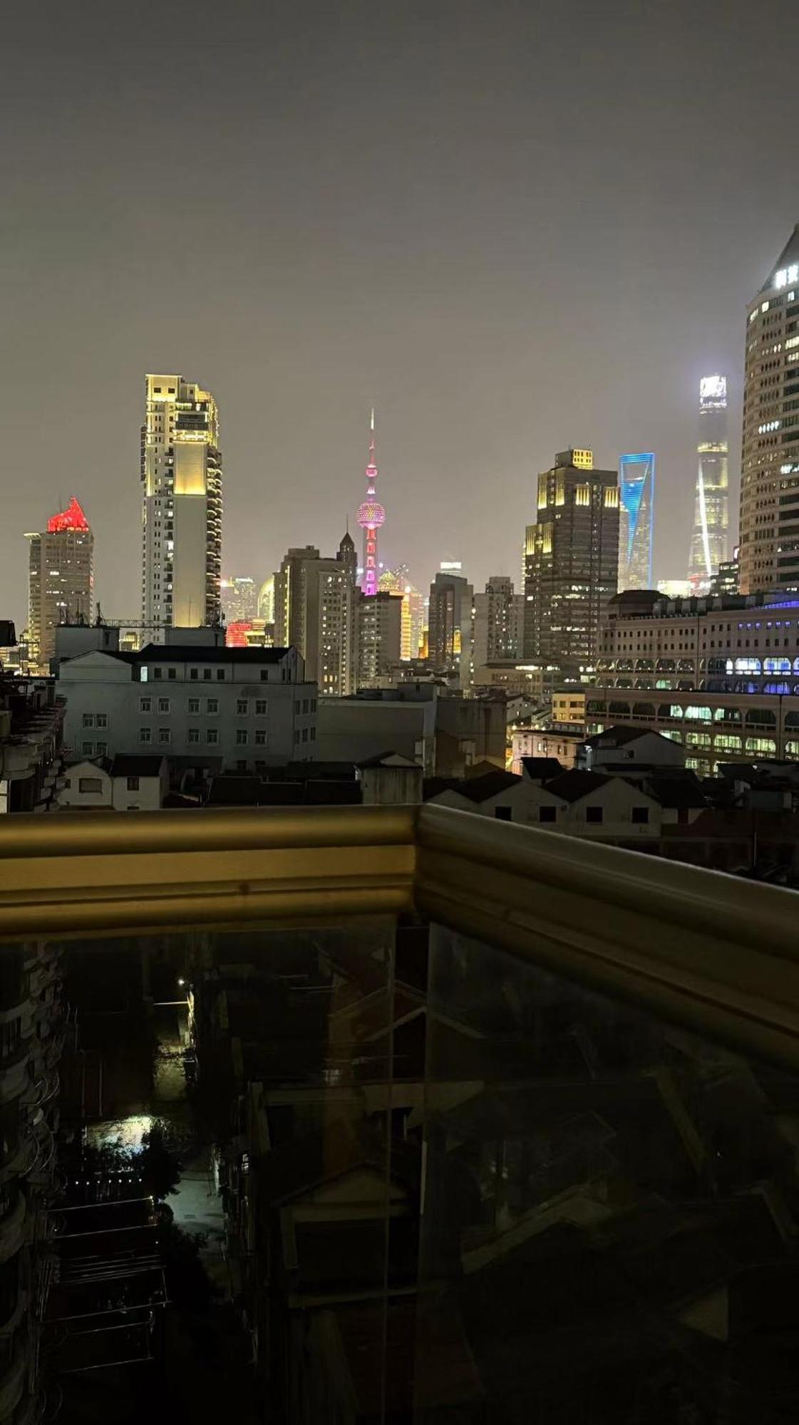 River House Near The Peoples Square And The Bund 샹하이 외부 사진