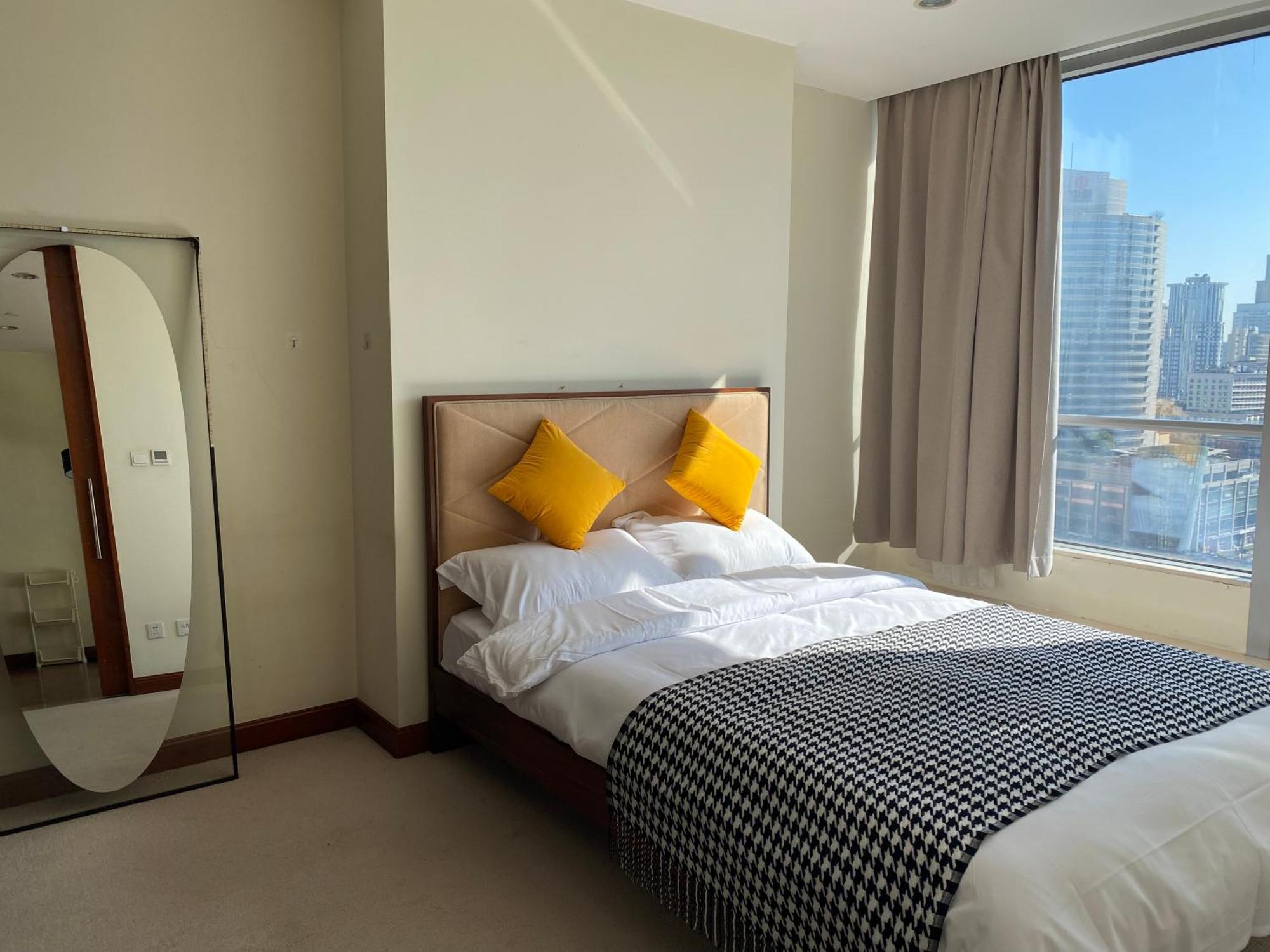 River House Near The Peoples Square And The Bund 샹하이 외부 사진
